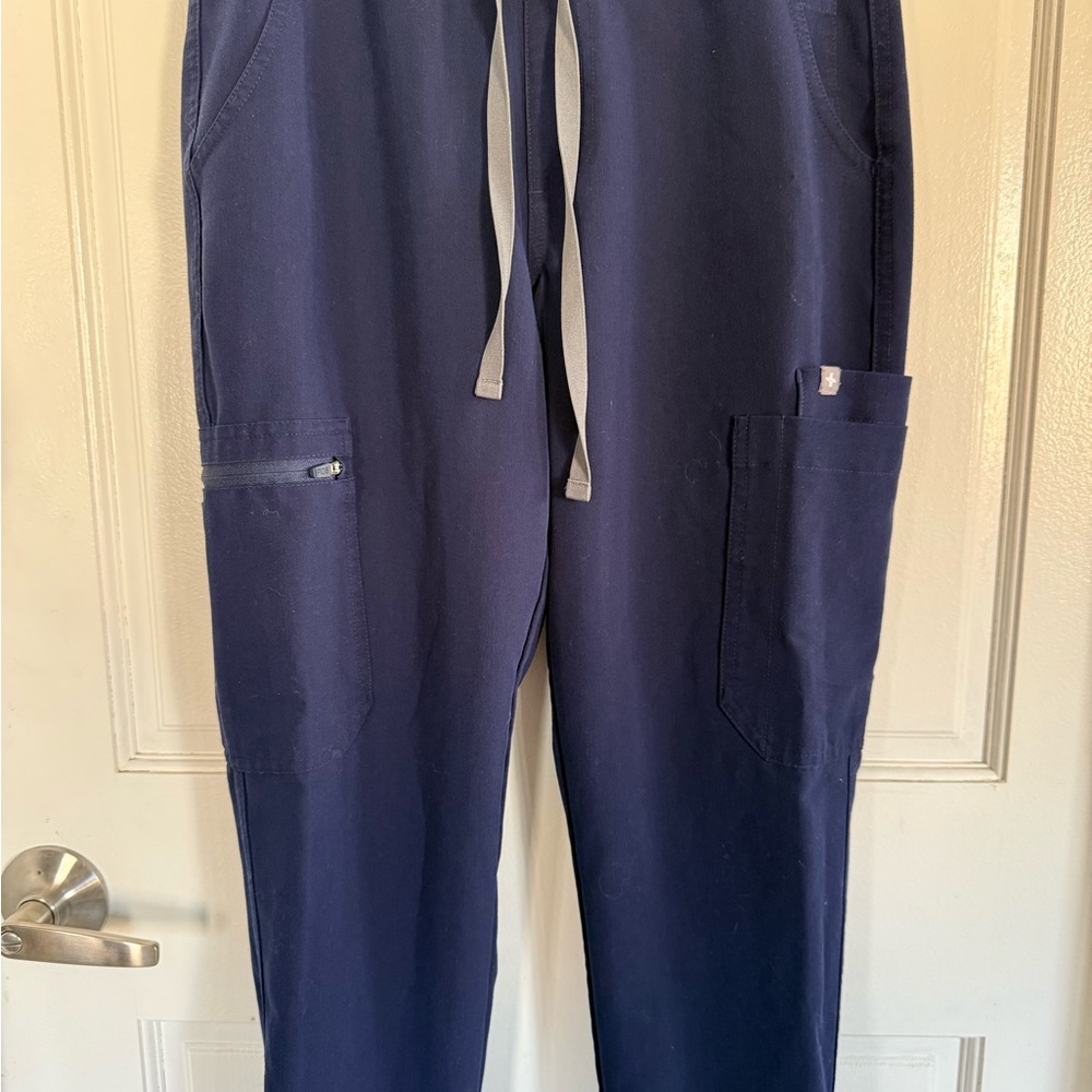 FIGS YOLA navy skinny scrub pants